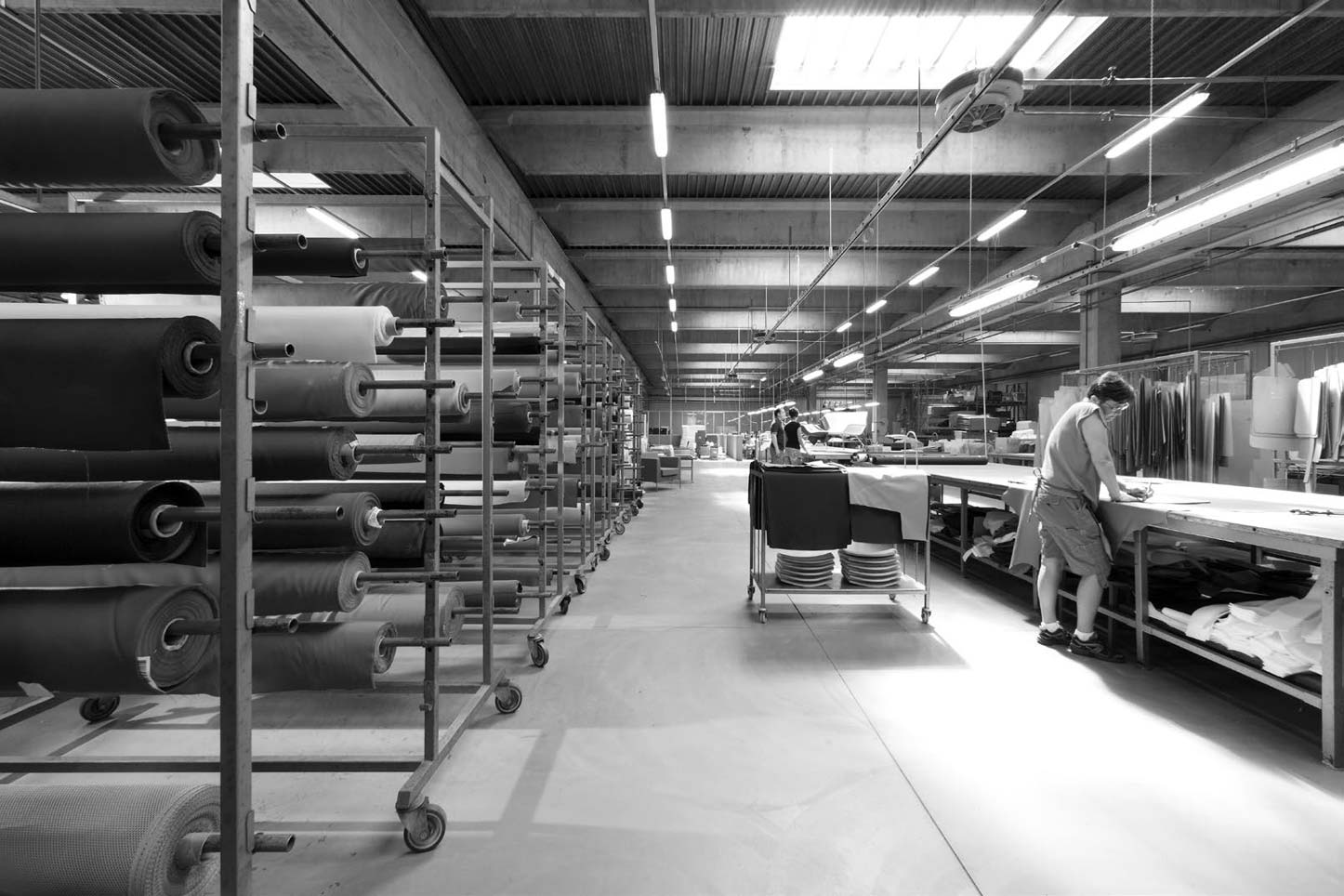 olivo-e-groppo-magazzino-rivestimenti